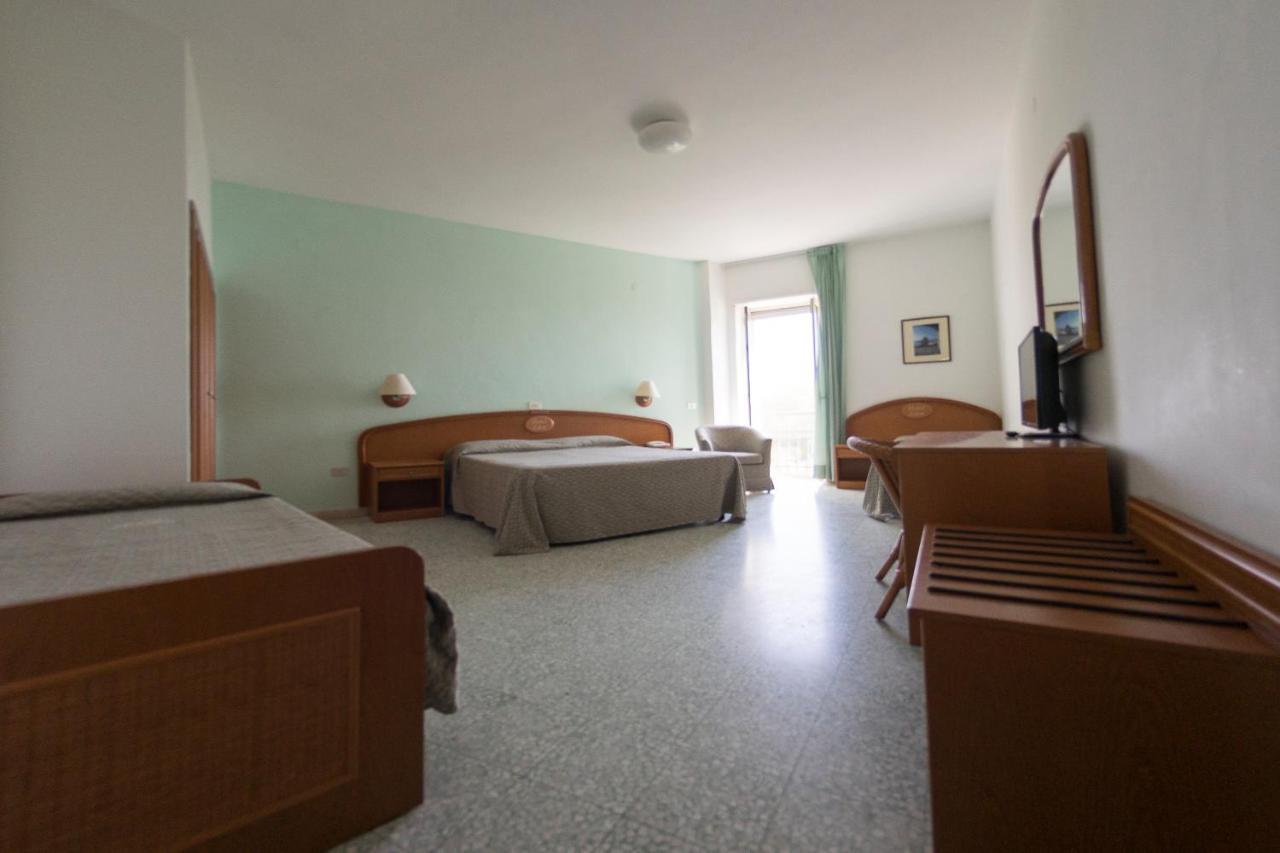Hotel Eden Сан-Доміно Екстер'єр фото